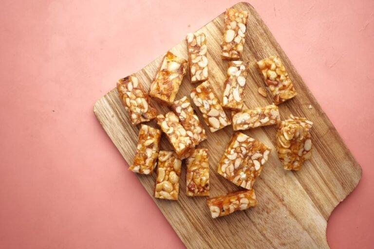 Guinean Sesame Peanut Bar