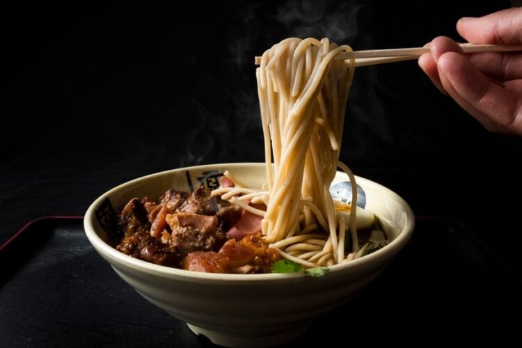 Hong Kong Style Beef Tendon Noodle Soup