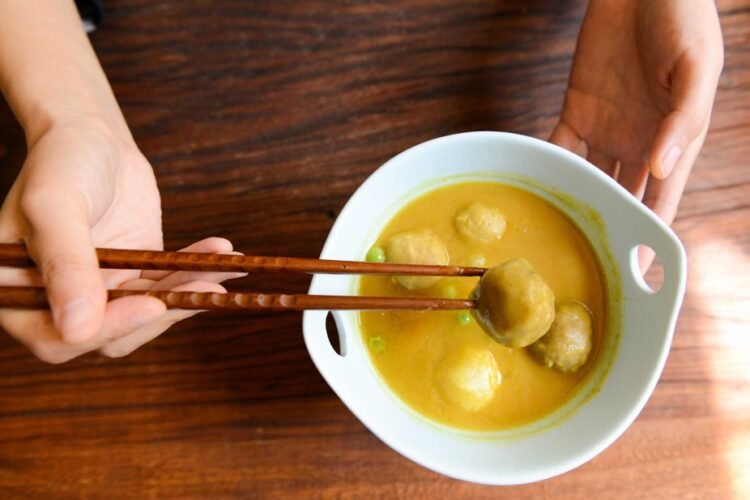 Hong Kong Style Curry Fish Balls