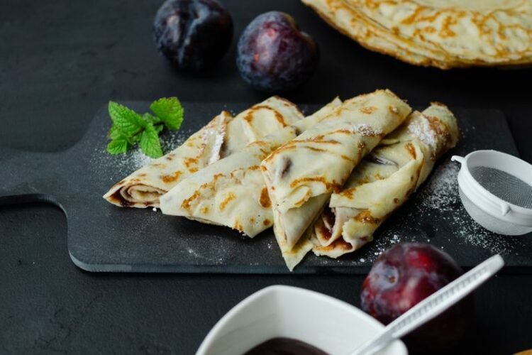Hungarian Crepes with Sweet Cottage Cheese Filling
