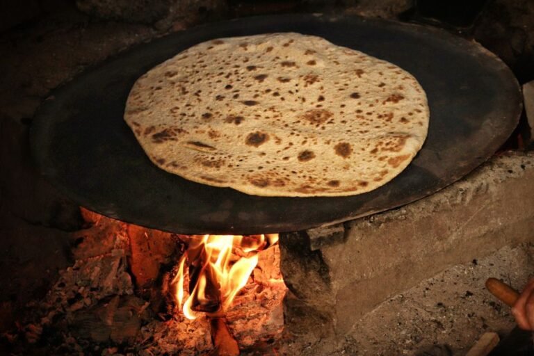 Iraqi Sesame Flatbread