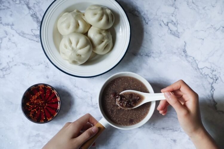 Japanese Red Bean Soup with Grilled Mochi