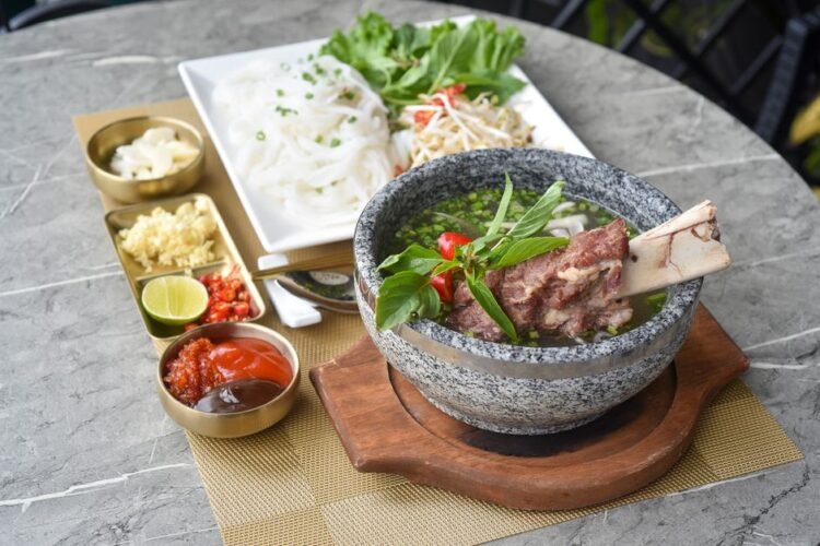Korean Simple Ox Bone Soup