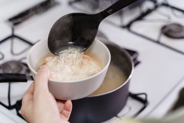 Macanese Portuguese-Style Chicken and Rice Soup
