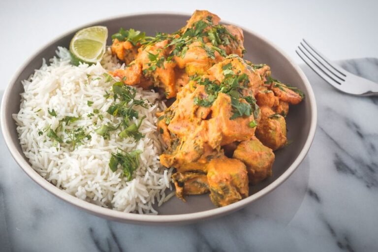 Madagascar-Style Chicken Curry with Rice