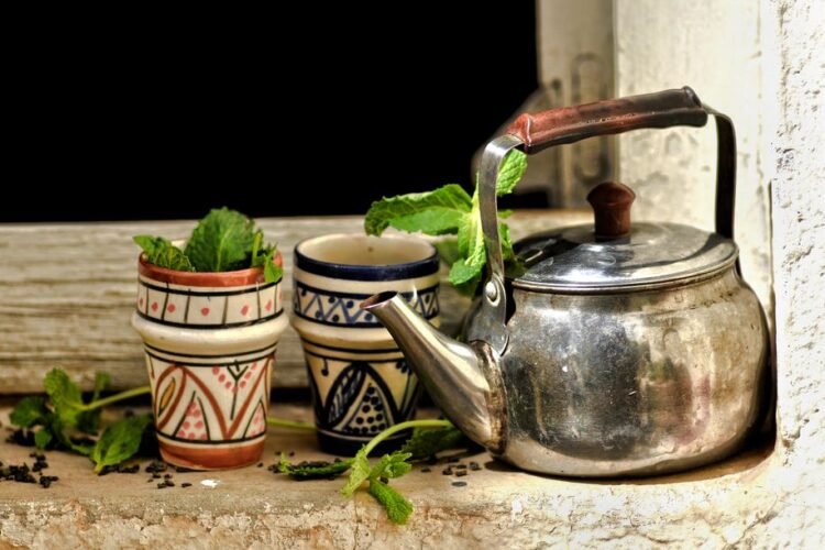 Mauritanian Three-Round Mint Tea