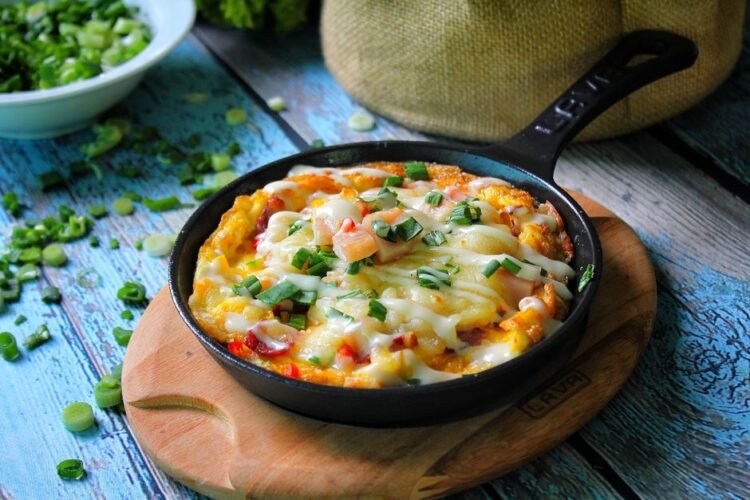 Mexican Bubbling Cheese Skillet with Chorizo and Poblano Pepper