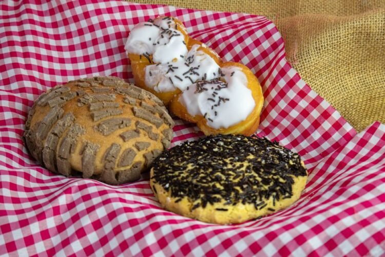 Mexican Sweet Sandal-Shaped Chancla Torta