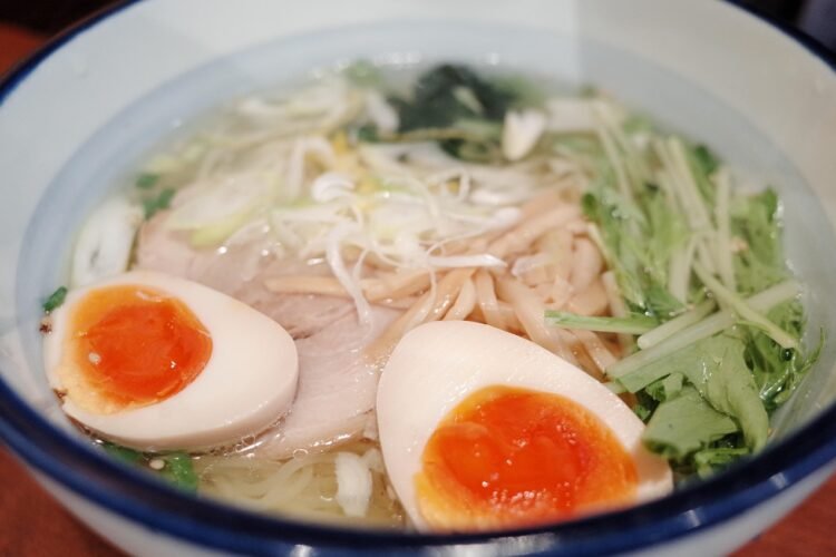 Myanmar Coconut Curry Egg Noodles with Crispy Noodle Crown