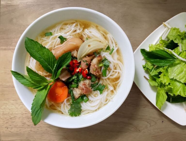Myanmar Shan-Style Rice Noodle Soup