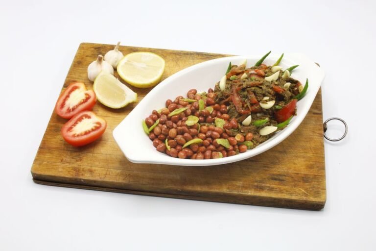 Myanmar Tea Leaf Salad