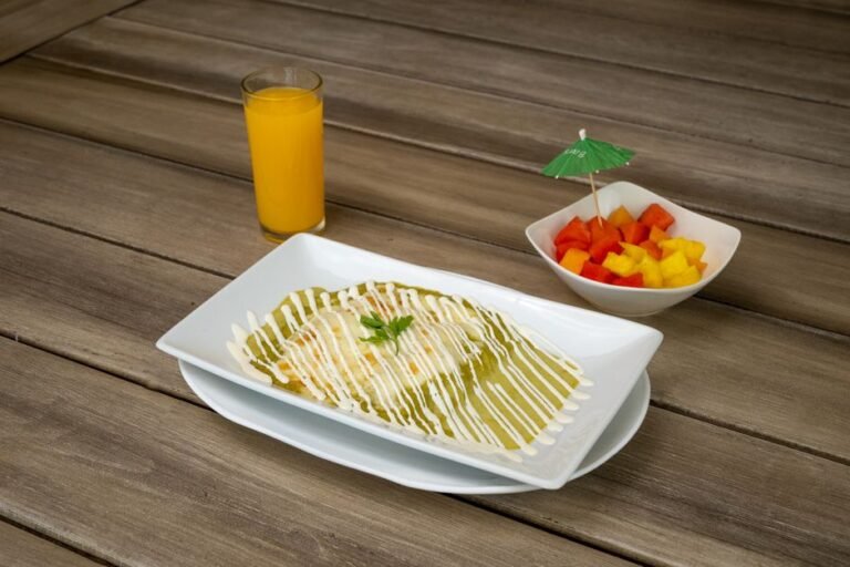 New Mexico Style Green Chile Enchiladas