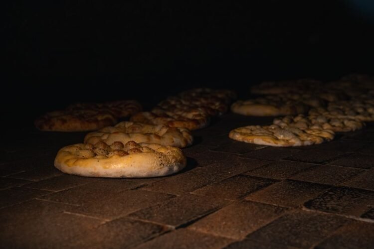 Pakistani Tandoor Naan Bread