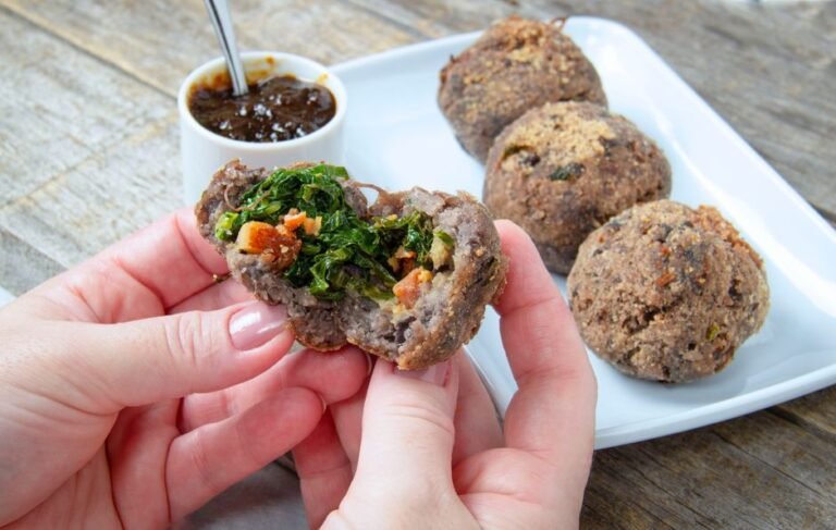 Panamanian Beef-Stuffed Yuca Fritters