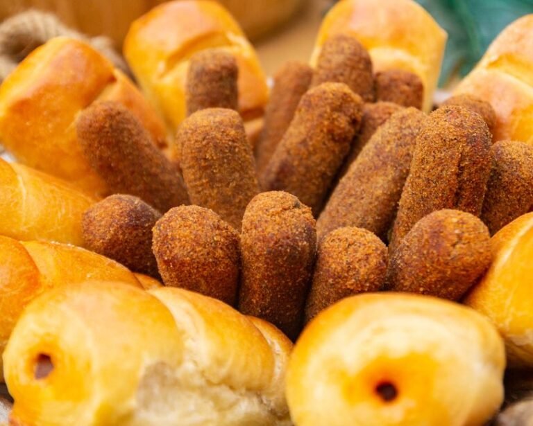 Panamanian Flaky Fried Breakfast Bread