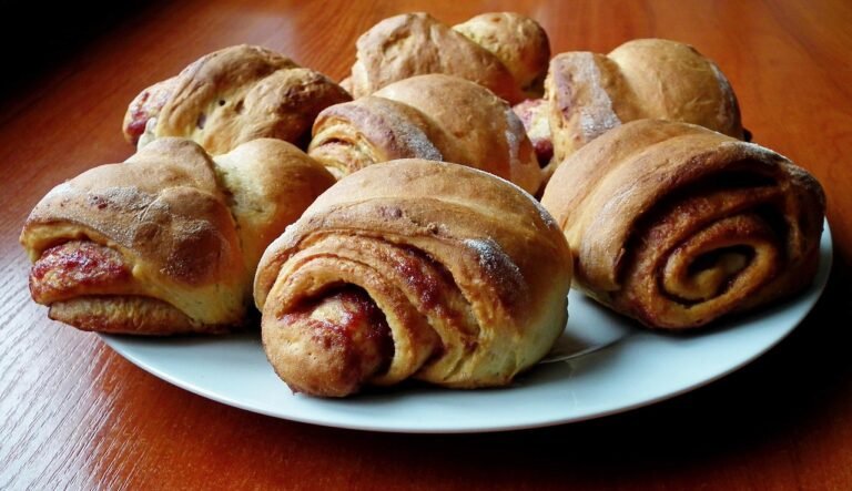 Paraguayan Stuffed Meat Bread