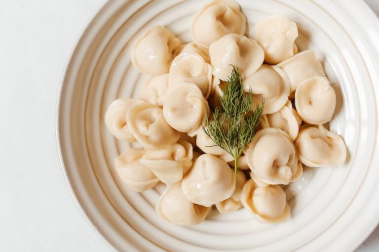 Pelmeni with Sour Cream Classic
