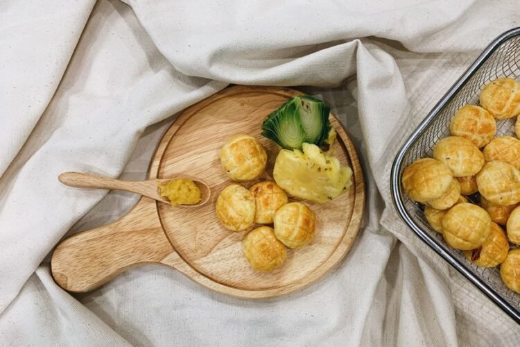 Pineapple Jam Pastry Tart