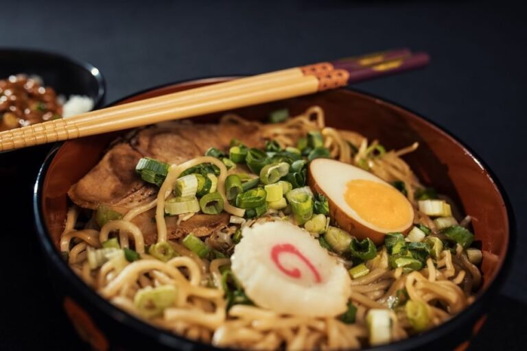 Rich Pork Bone Dipping Ramen
