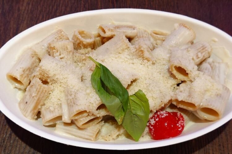 Roman Rigatoni with Guanciale, Pecorino, and Black Pepper