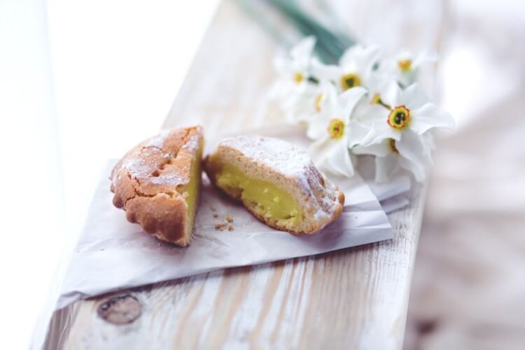 Saint-Tropez Sweet Cream Tart