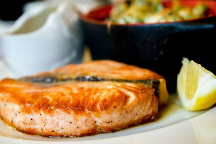 Salmon with Sorrel Cream Sauce