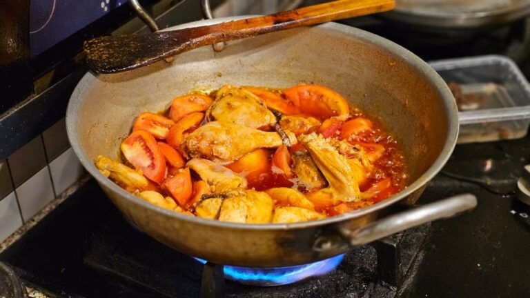 Salvadoran Chicken Braised in Fermented Corn Wine