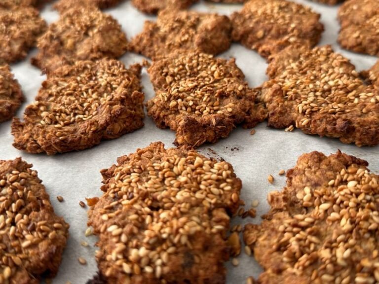 Saudi Date-Stuffed Spice Cookies