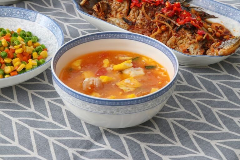 Sierra Leonean Black-Eyed Pea and Smoked Fish Bean Soup