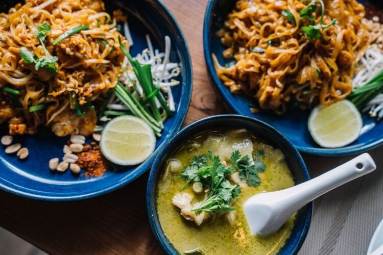 Singapore Coconut Curry Laksa