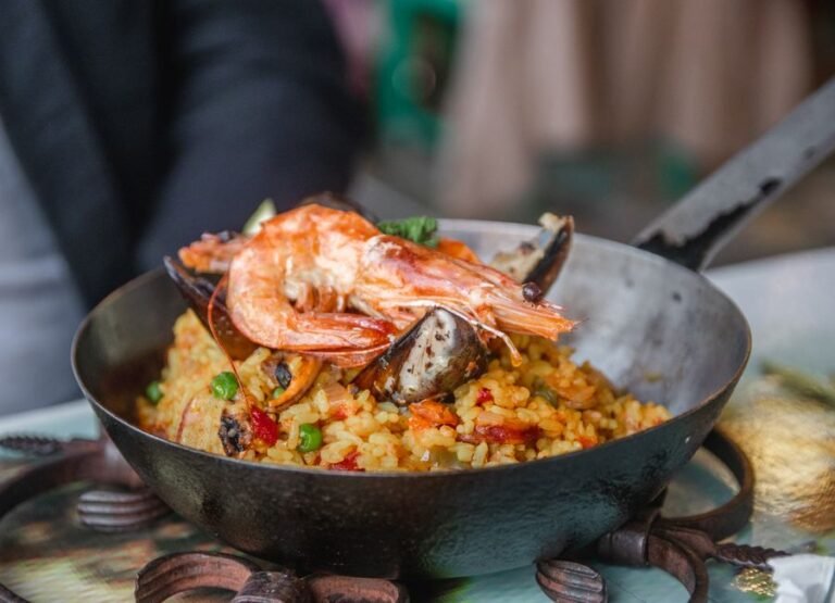 Spanish Valencian Seafood Noodle Skillet