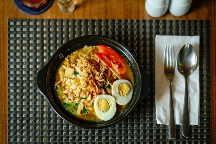 Spicy Aceh-Style Noodle Soup with Beef and Shrimp
