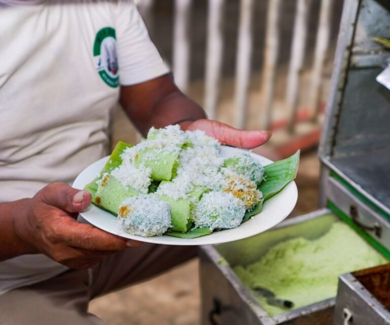Steamed Banana Leaf Rice Parcels with Coconut and Jaggery