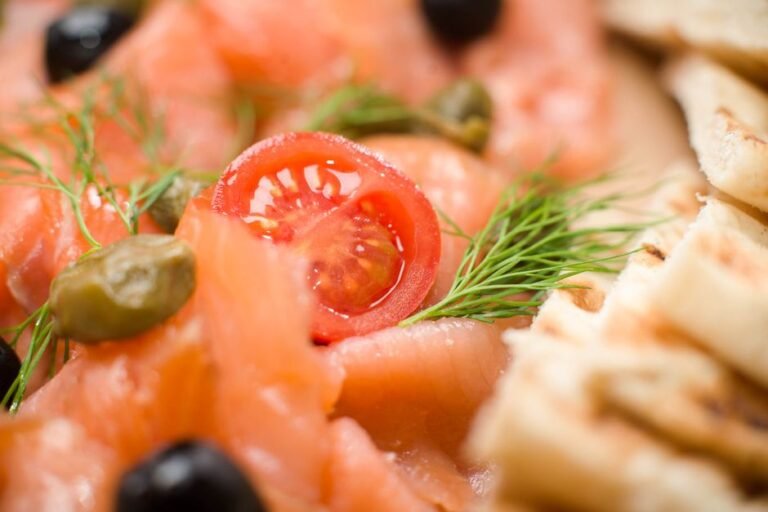 Swedish Dill-Cured Salmon