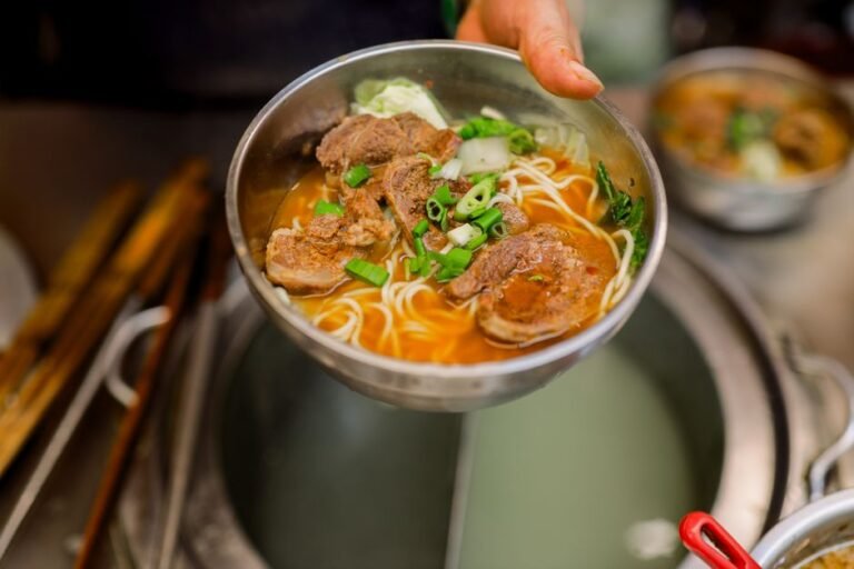 Taiwanese Oyster Vermicelli Noodles