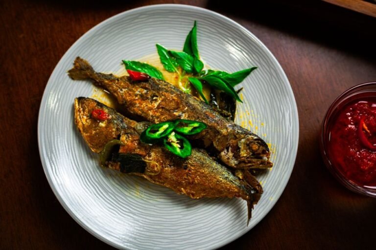Thai Crispy Fried Fish with Spicy Chili Sauce