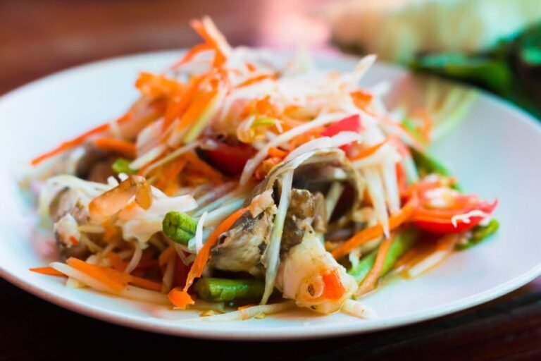 Thai Green Papaya Salad with Fermented Crab
