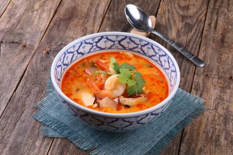 Thai Mixed Vegetable Coconut Soup (Gang Liang Pak Tai)