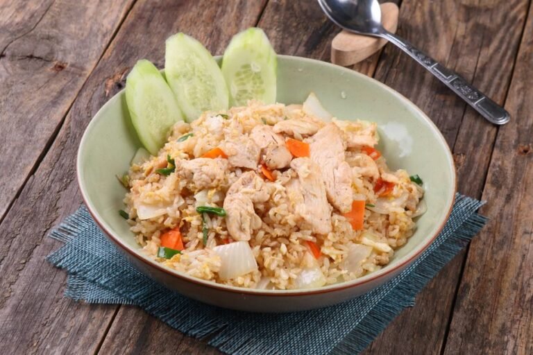 Thai-Style Poached Chicken and Rice