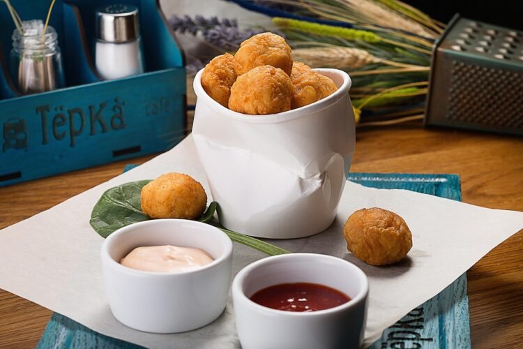 Turkish Kemalpaşa Cheese Balls in Lemon Syrup