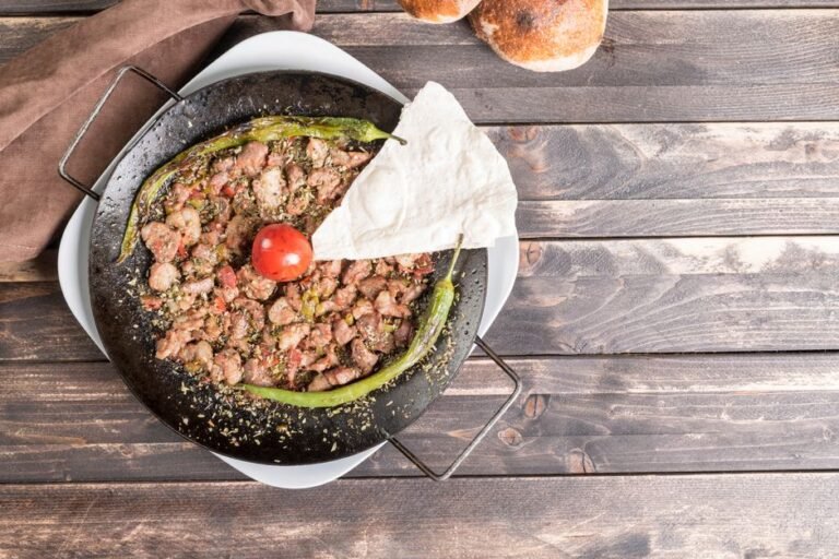 Turkish Pan-Fried Braised Lamb with Peppers and Tomatoes