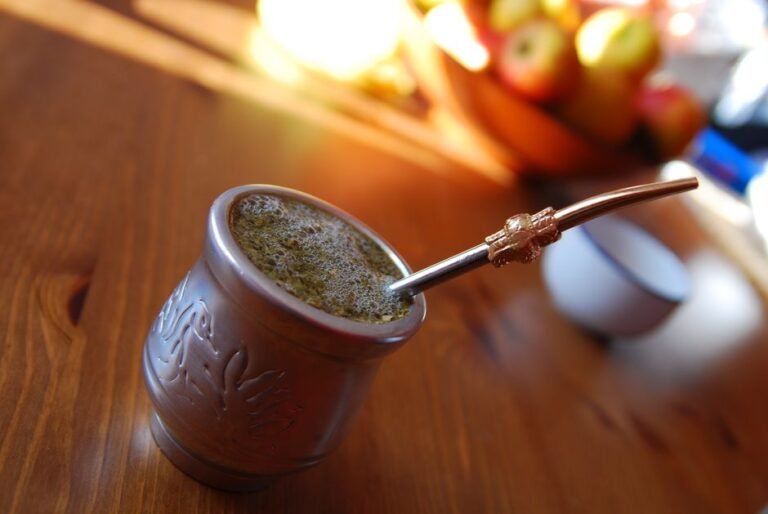 Uruguayan Hot Yerba Mate Brew