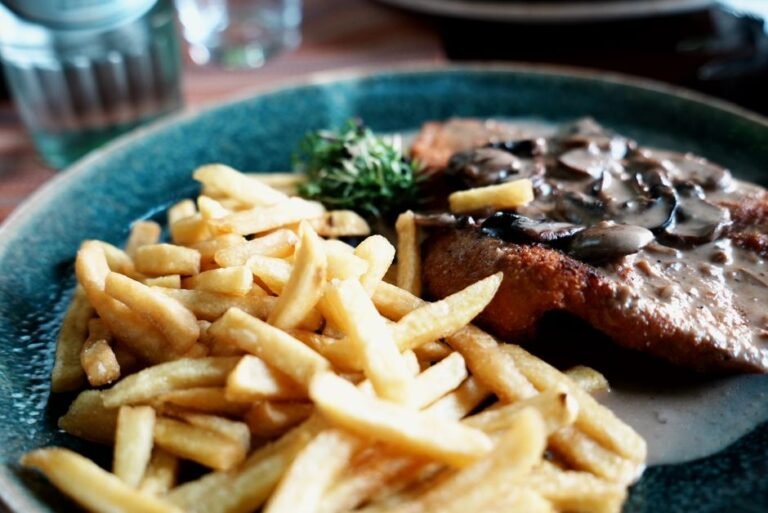 Veal Kidneys in Mustard Cream Sauce