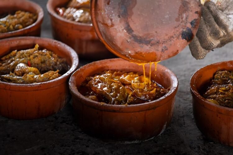 Vietnamese Caramelized Fish Claypot