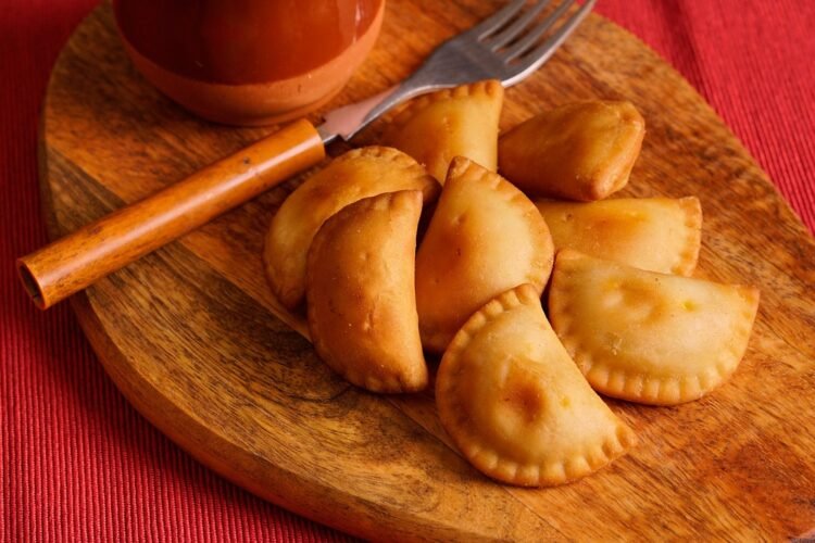 Classic Nigerian Chin Chin Egg Crunch Snack