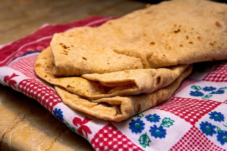 Malaysian Stretchy Egg Roti Canai