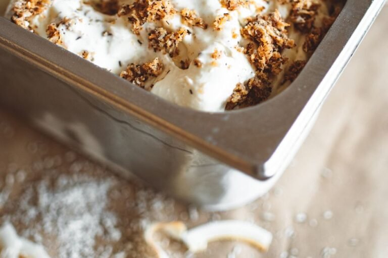Papua-Style Roasted Bananas with Coconut Cream