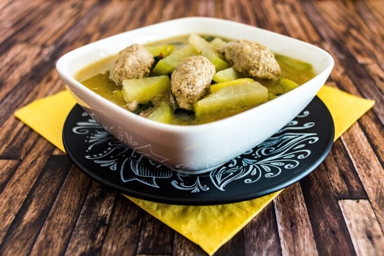 Samoan Corned Beef and Taro Leaf Stew