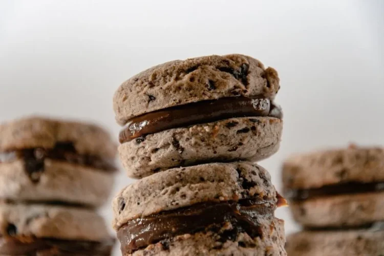 Argentine Alfajores Cookie Sandwiches with Dulce de Leche