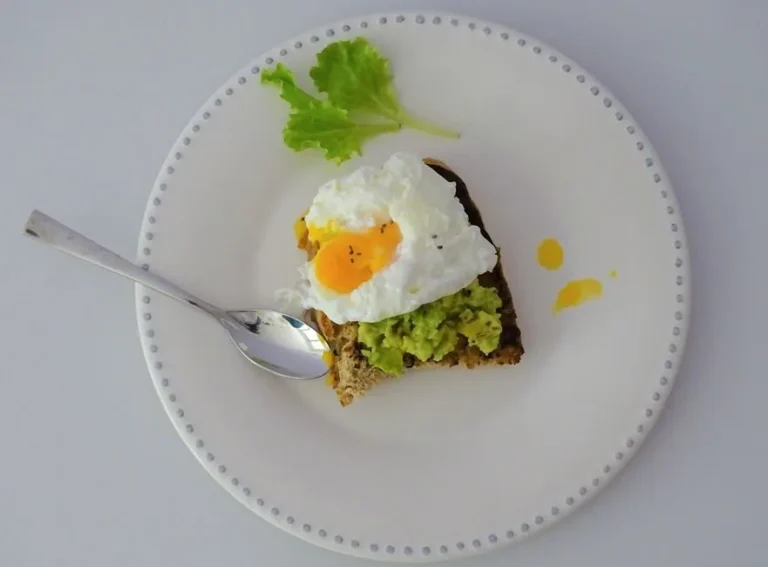 Australian Smashed Avocado Toast with Feta and Poached Egg